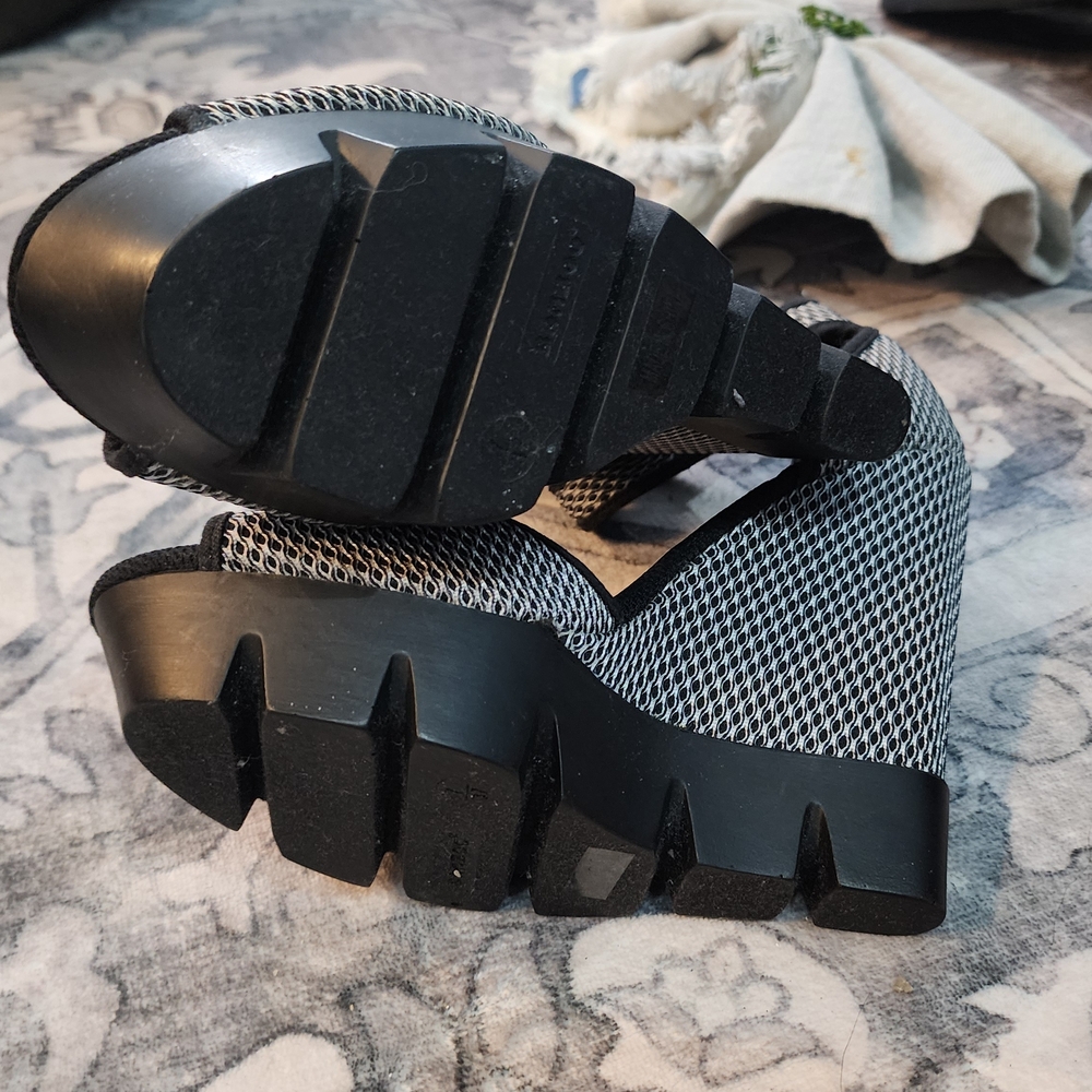 BAMBOO Black and Gray Wedge Sandals - Picture 3 of 3